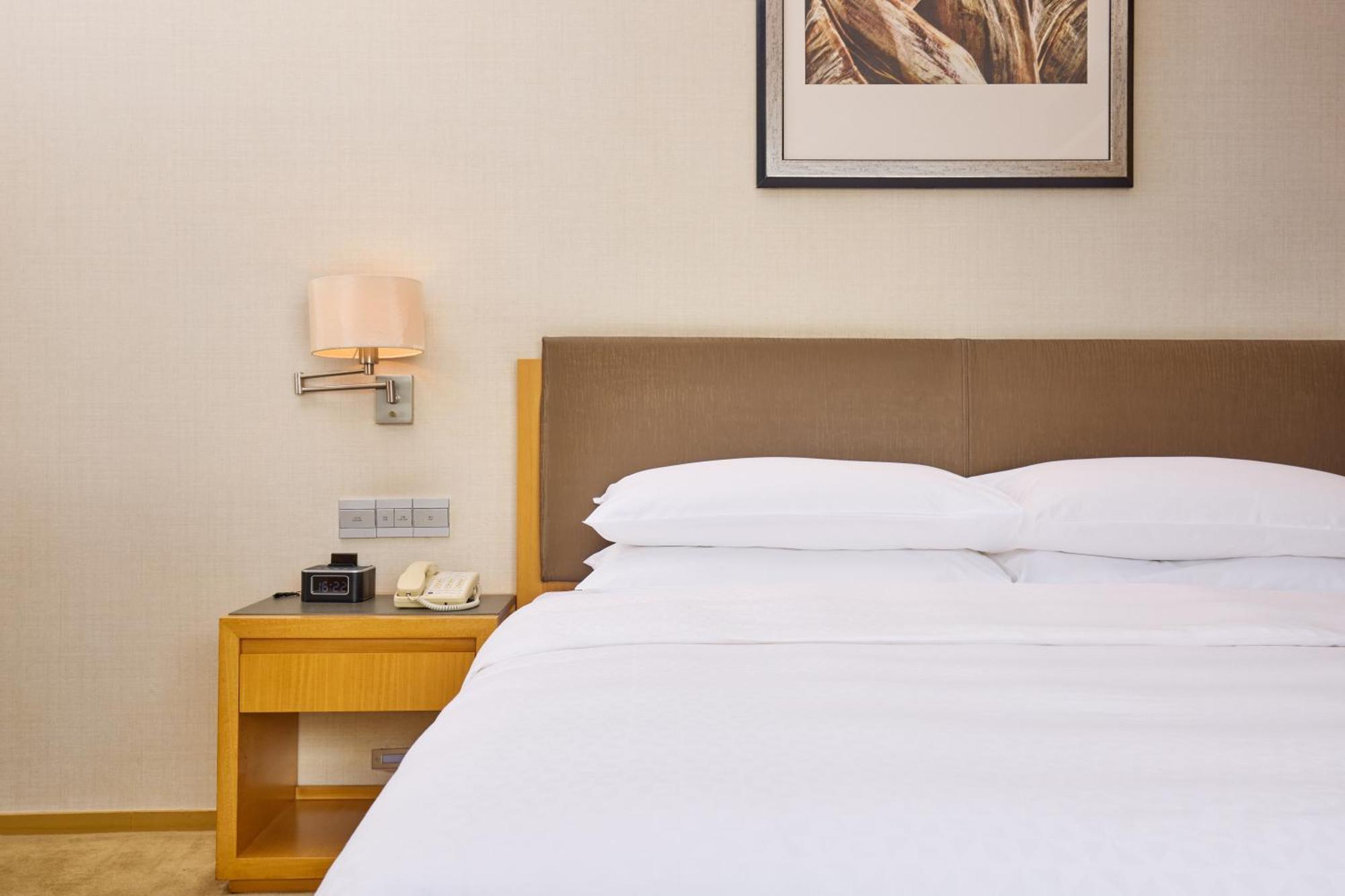 โฟร์ พอยต์ บาย เชอราตัน กวางโจว ตงผู Hotel ภายนอก รูปภาพ